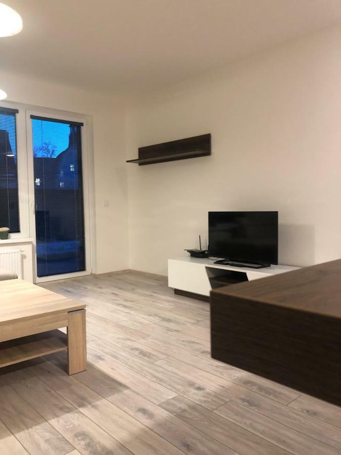 Garden Apartman Radnica - Private Parking Included Кошице Экстерьер фото